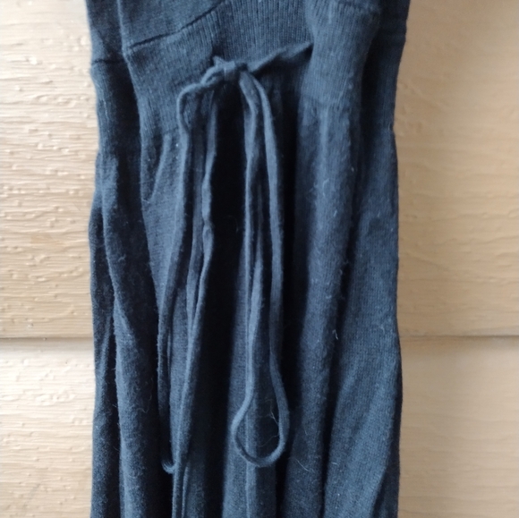 Dress - Picture 4 of 7